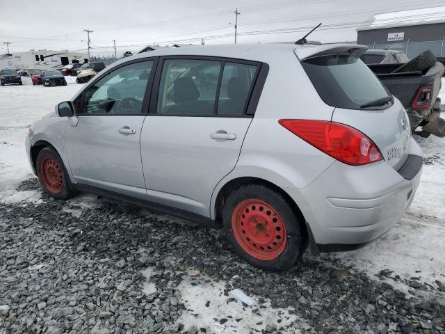 2010 Nissan Versa S - Фото 2