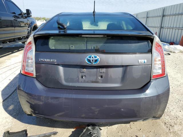 2013 Toyota Prius Two - Фото 6