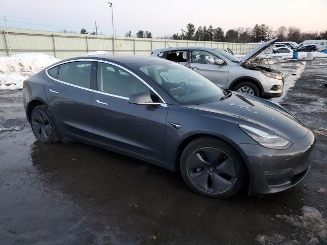 2020 Tesla Model 3 - Фото 4