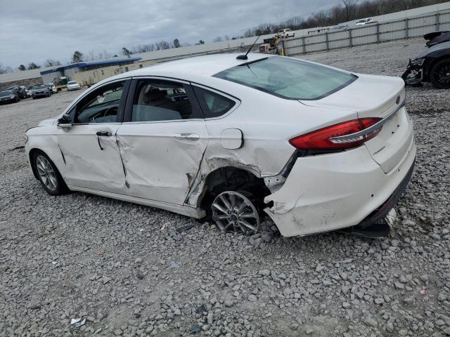 2017 Ford Fusion Se - Фото 2