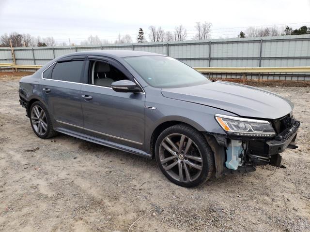 2017 Volkswagen Passat R-Line - Фото 4