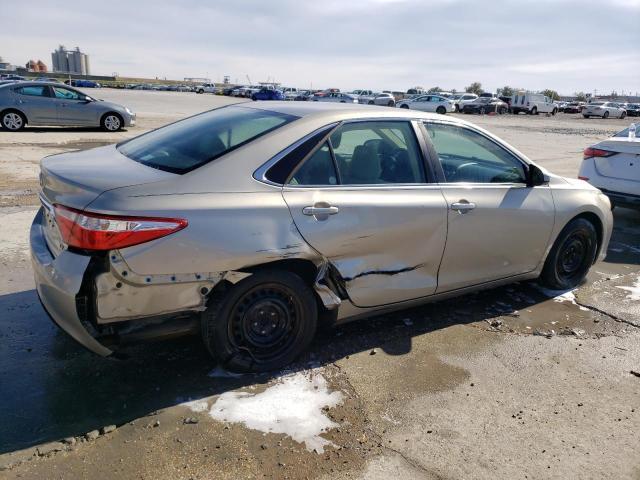2015 Toyota Camry Le - Фото 3