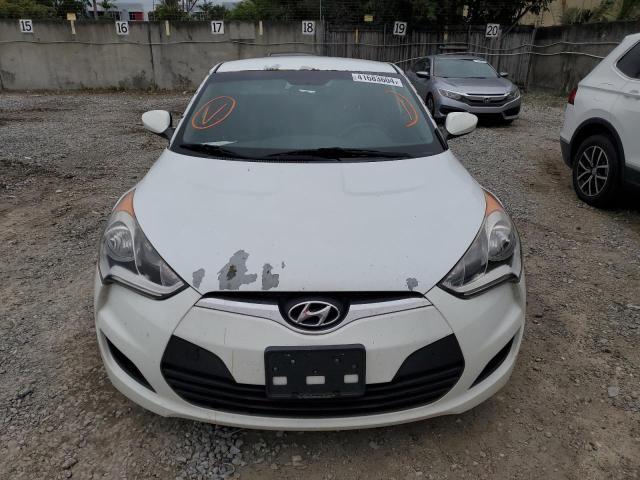 2016 Hyundai Veloster - Фото 5