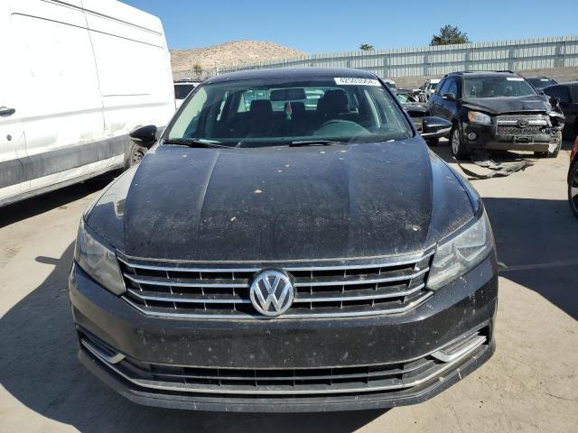 2016 Volkswagen Passat S - Фото 5