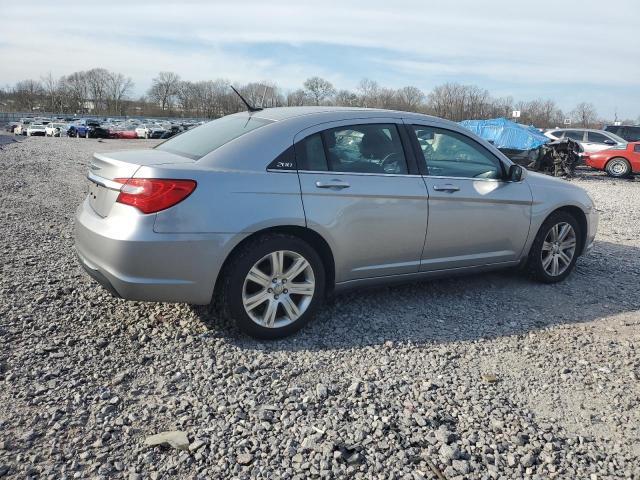 2013 Chrysler 200 Touring - Фото 3