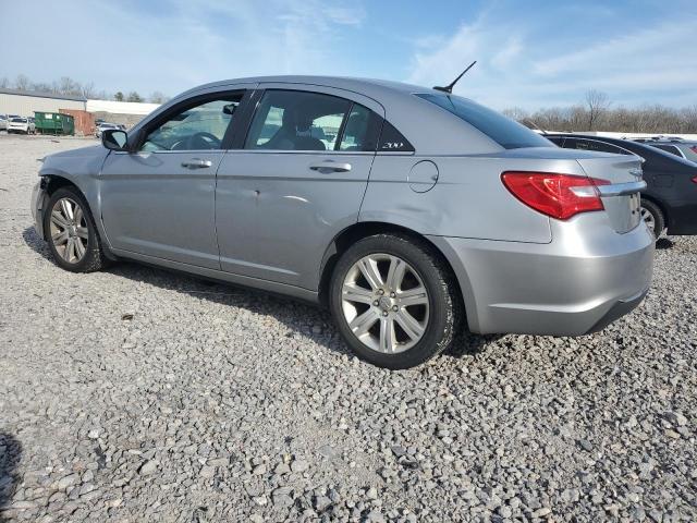 2013 Chrysler 200 Touring - Фото 2