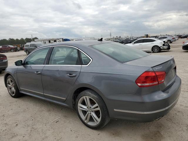 2013 Volkswagen Passat Se - Image 2