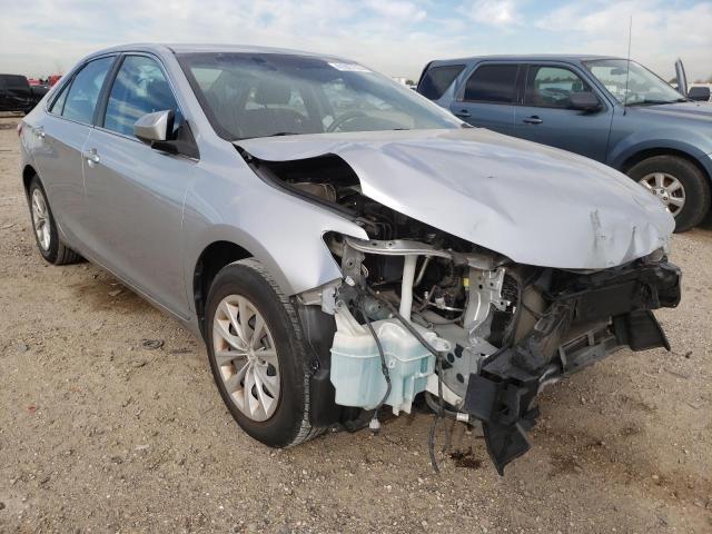2015 Toyota Camry Le - Фото 4