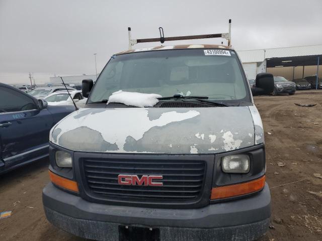 2004 GMC Savana G2500 - Фото 5