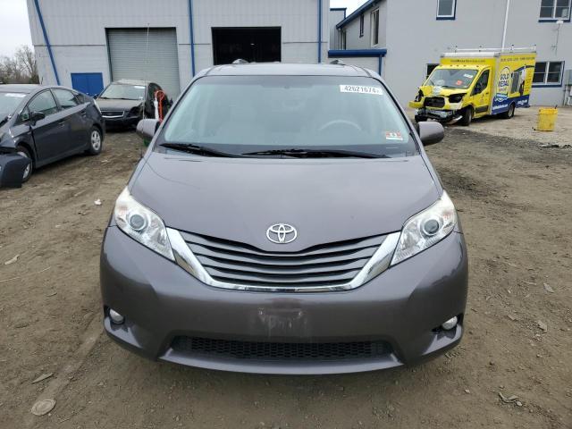 2013 Toyota Sienna Xle - Фото 5