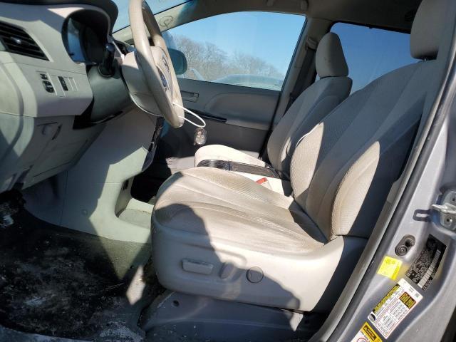 2012 Toyota Sienna Le - Фото 7