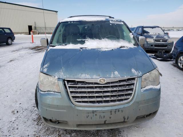2010 Chrysler Town & Country Touring - Фото 5