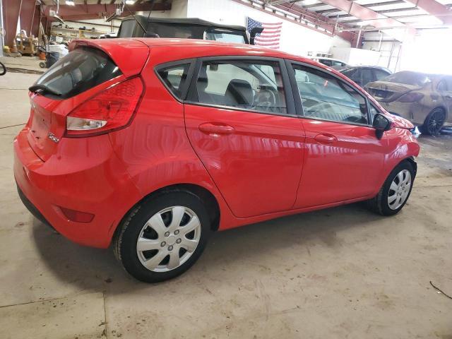 2013 Ford Fiesta Se - Фото 3