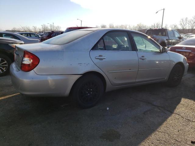 2004 Toyota Camry Le - Фото 3