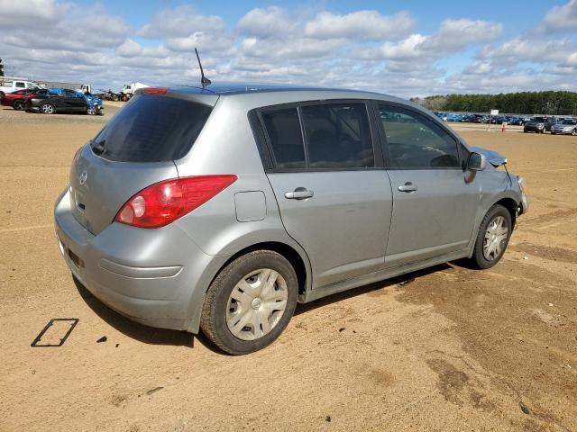 2012 Nissan Versa S - Фото 3