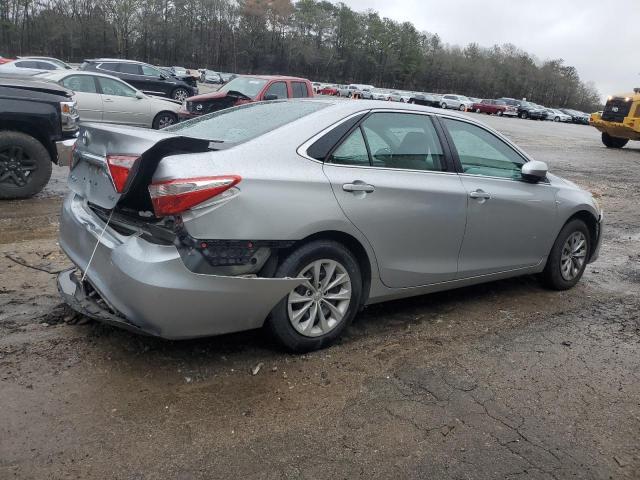 2015 Toyota Camry Le - Фото 3