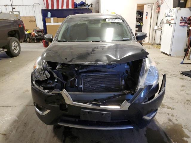 2017 Nissan Versa S - Фото 5