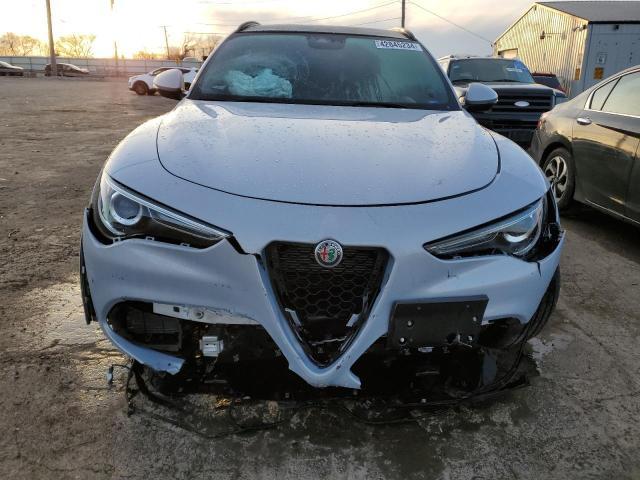 2020 Alfa Romeo Stelvio Ti - Фото 5