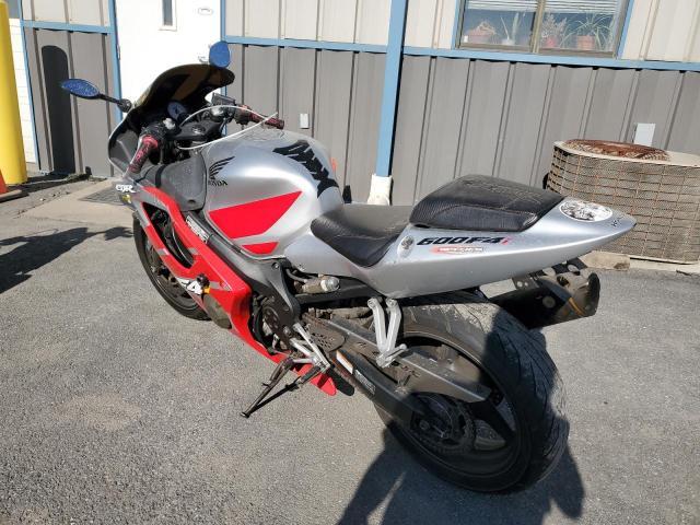 2002 Honda Cbr600 F4 - Фото 3