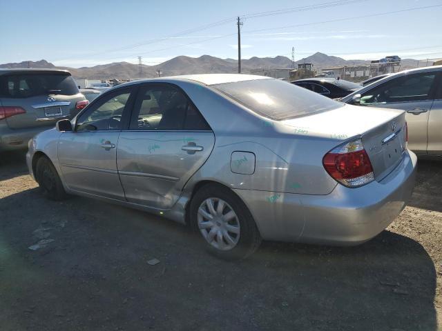 2005 Toyota Camry Le - Фото 2