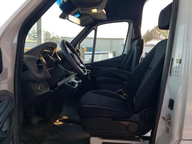 2021 Mercedes-Benz Sprinter 2500 - Фото 7