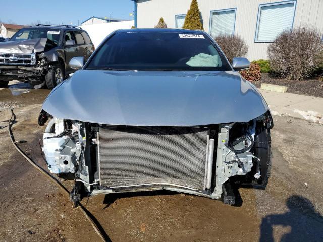 2020 Toyota Camry Xse - Фото 5
