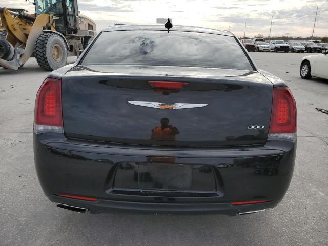 2018 Chrysler 300 Touring - Фото 6