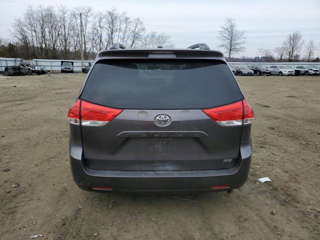 2013 Toyota Sienna Xle - Фото 6