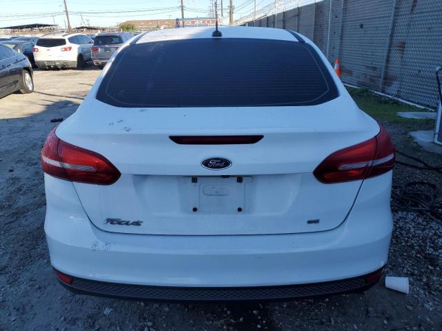 2015 Ford Focus Se - Image 6