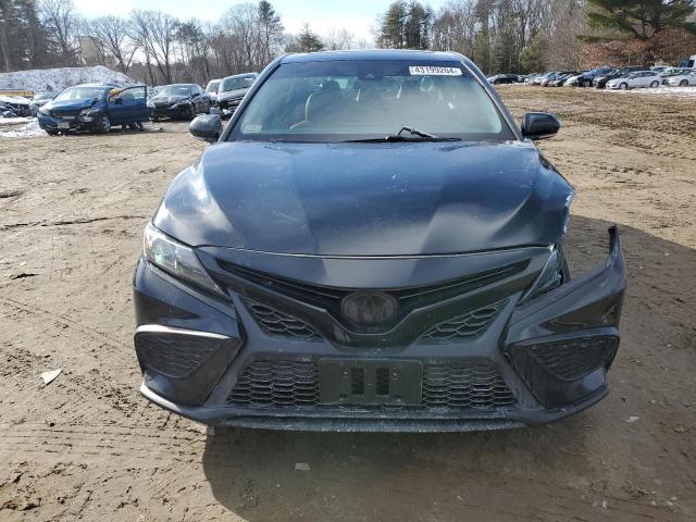 2021 Toyota Camry Se - Фото 5