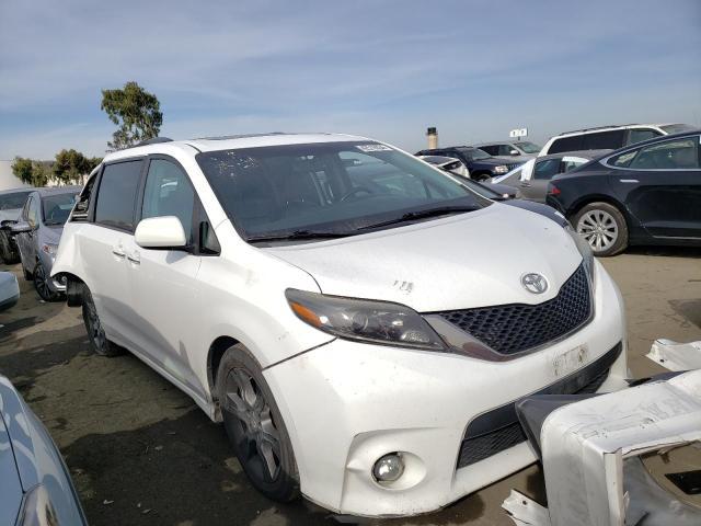 2015 Toyota Sienna Sport - Фото 4