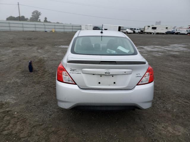 2017 Nissan Versa S - Фото 6