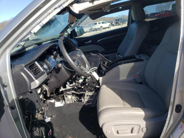 2019 Toyota Highlander Hybrid Limited - Фото 7