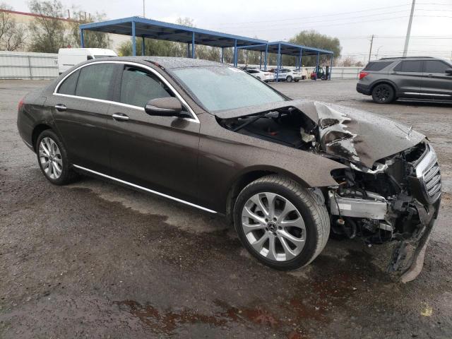2018 Mercedes-Benz E 300 - Фото 4