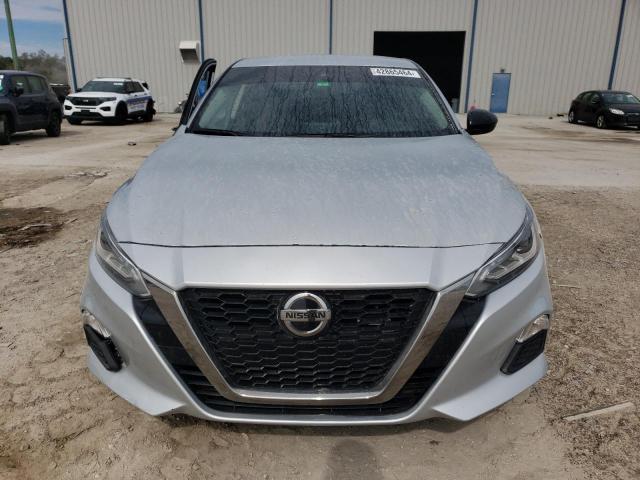 2022 Nissan Altima Sr - Фото 5