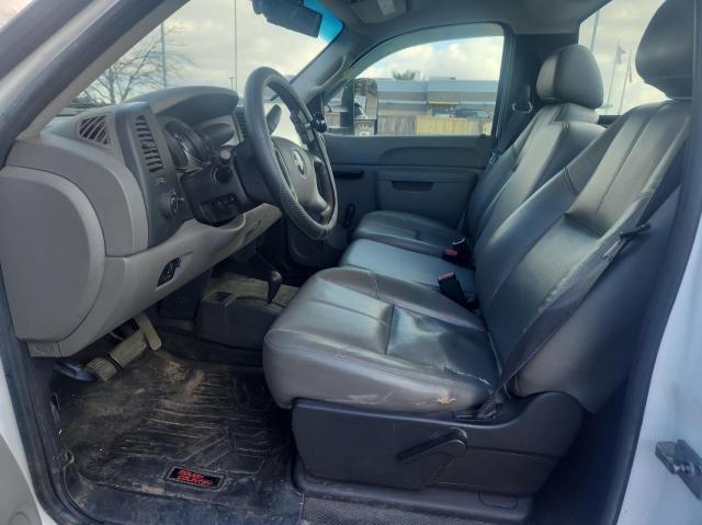2011 GMC Sierra K2500 Heavy Duty - Фото 6