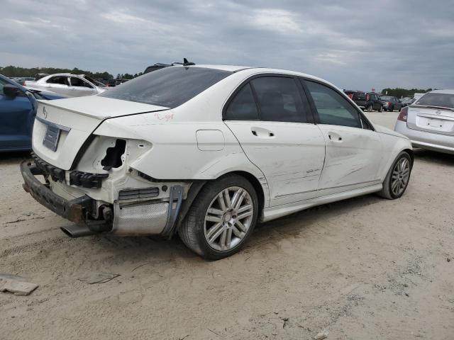 2010 Mercedes-Benz C 350 - Фото 3