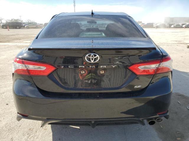2020 Toyota Camry Se - Фото 6