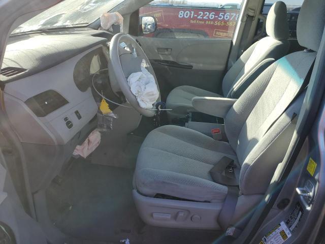 2011 Toyota Sienna Le - Фото 7