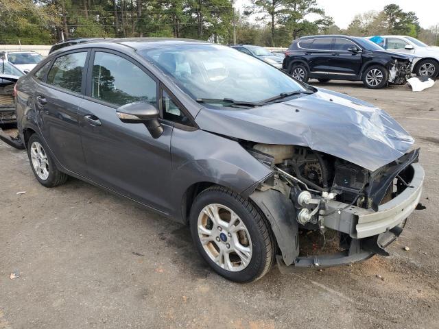 2016 Ford Fiesta Se - Фото 4