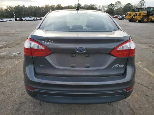 2016 Ford Fiesta Se - Фото 6