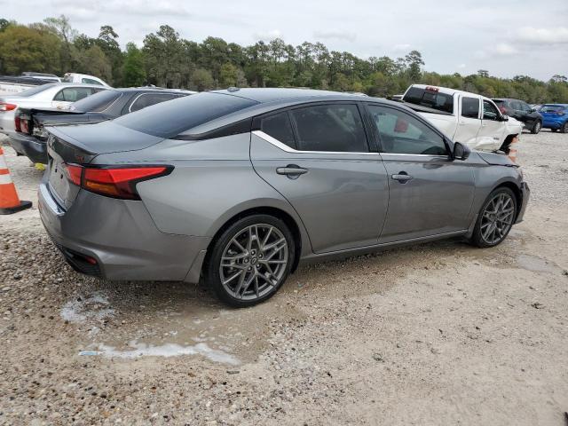 2023 Nissan Altima Sr - Фото 3