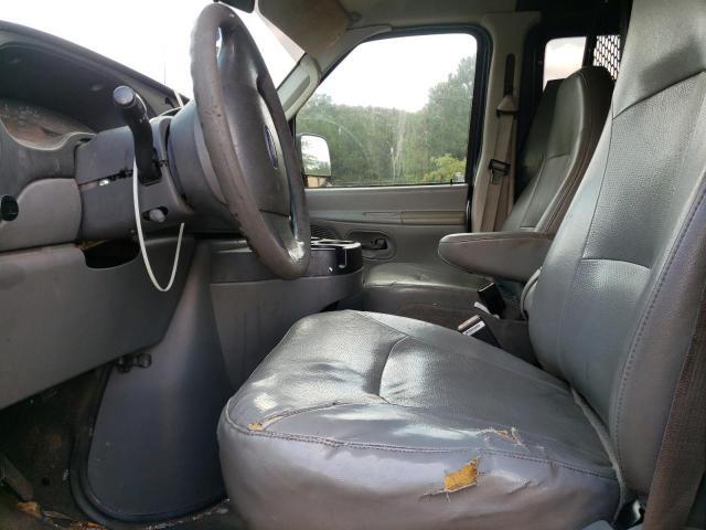 2006 Ford Econoline E250 Van - Фото 7