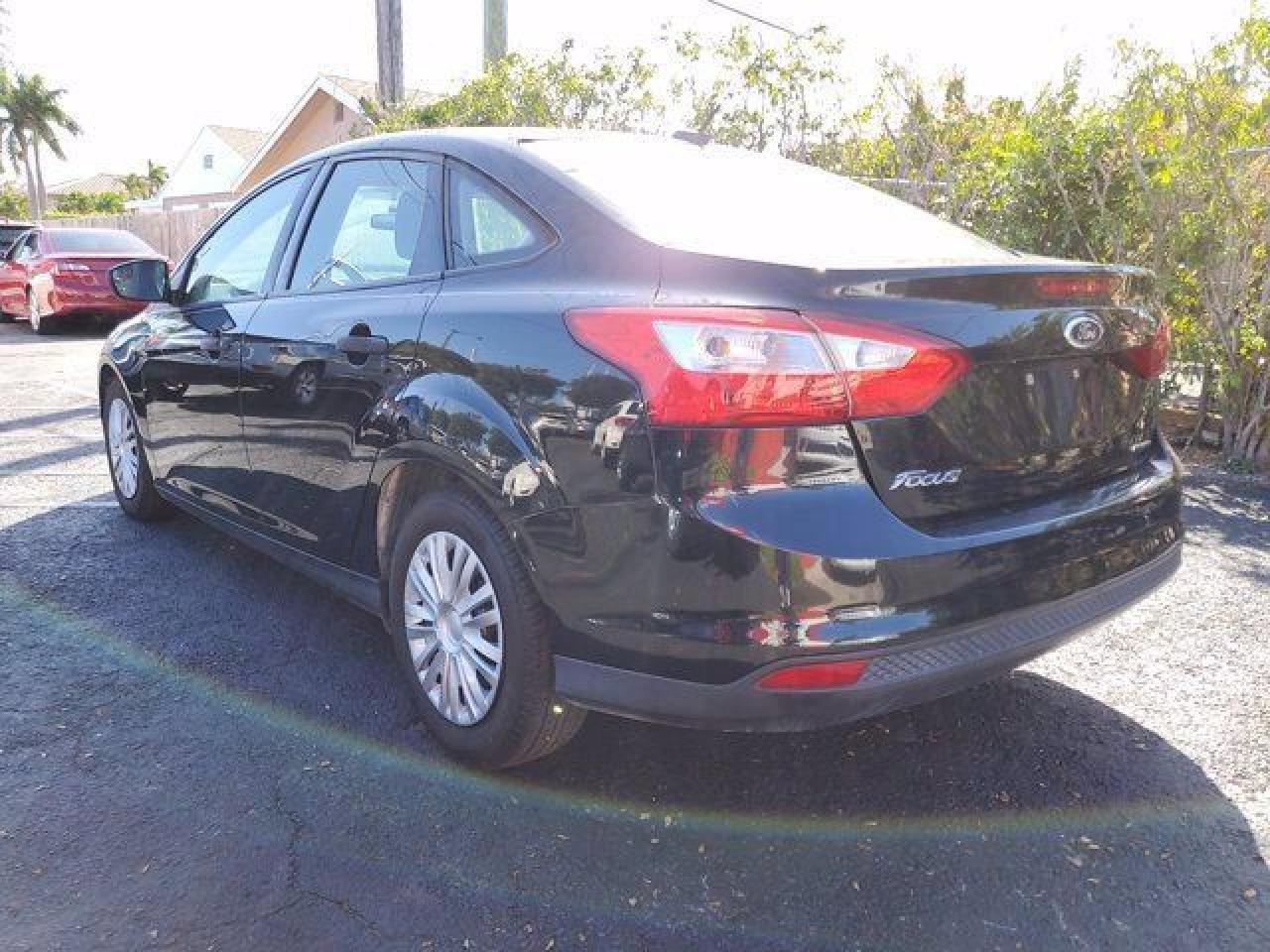 2013 Ford Focus S - Фото 6