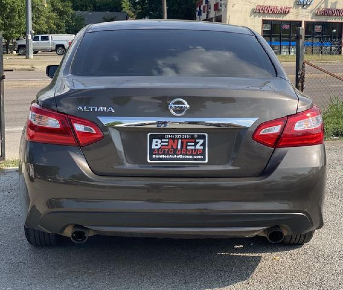 2016 Nissan Altima 2.5 - Image 6