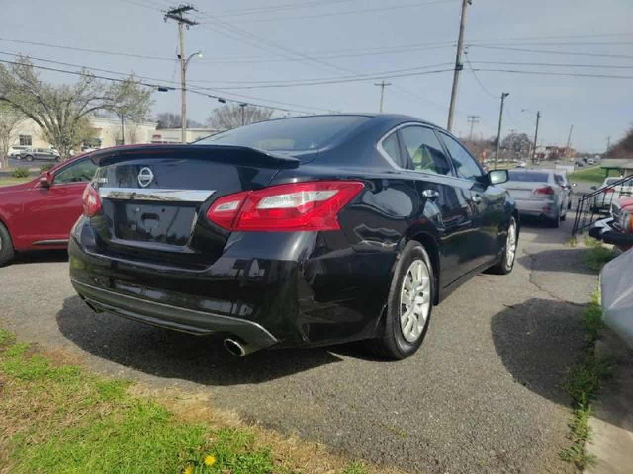 2016 Nissan Altima 2.5 - Фото 2