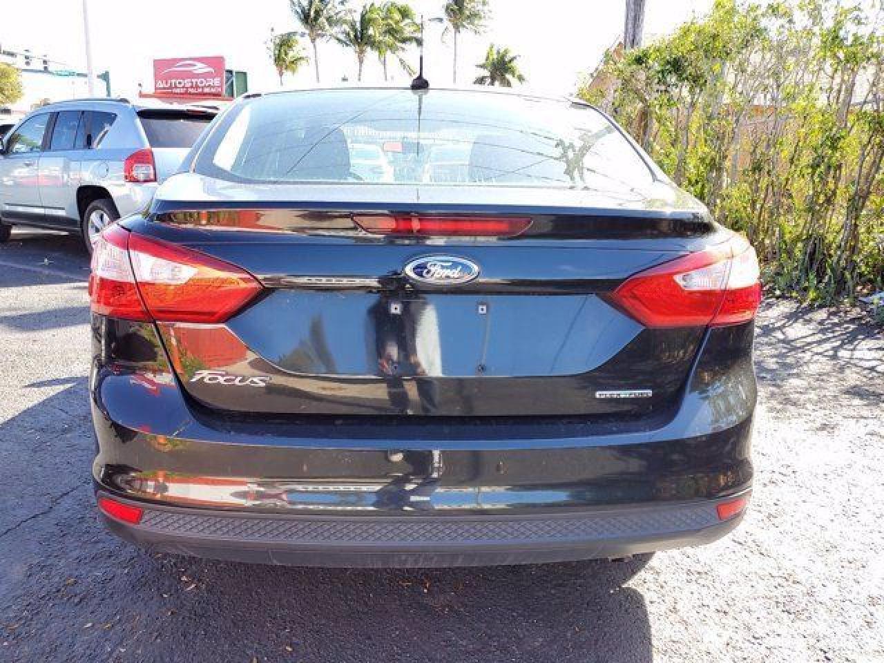 2013 Ford Focus S - Фото 7