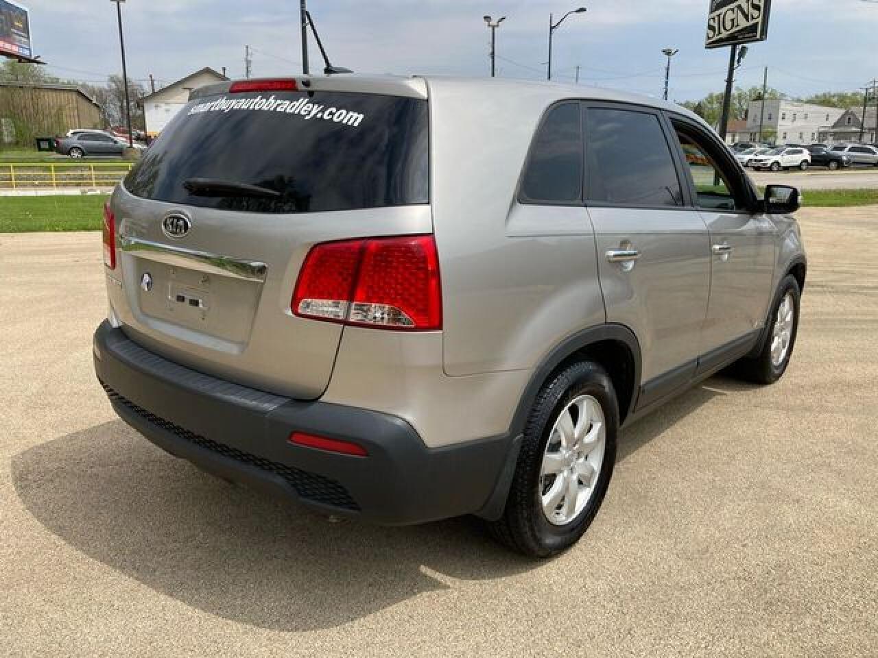 2012 Kia Sorento Base - Фото 6