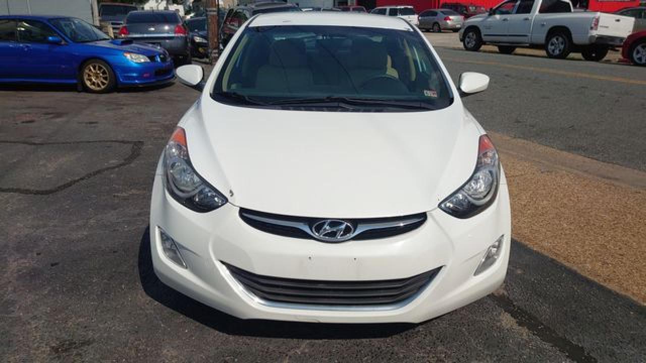 2013 Hyundai Elantra Gls - Фото 2