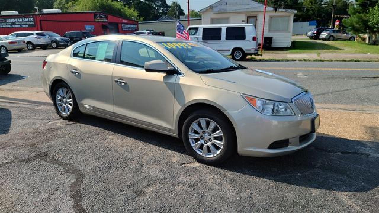 2010 Buick Lacrosse Cx - Image 3